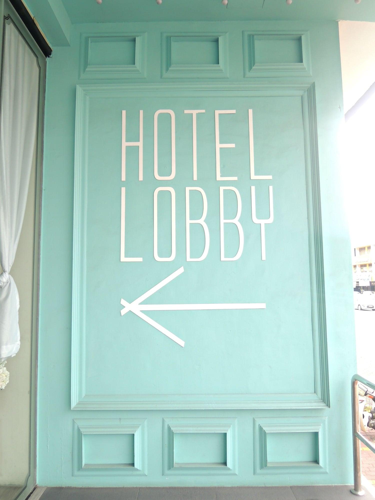 Creator Hotel Kulai Exteriör bild